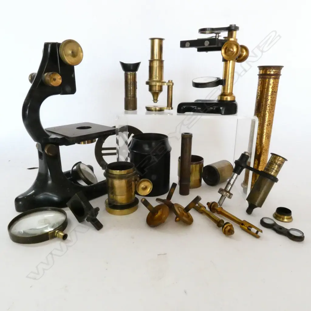 BOX OF MICROSCOPE PARTS AND OTHER INSTRUMENT PIECES Image 1++